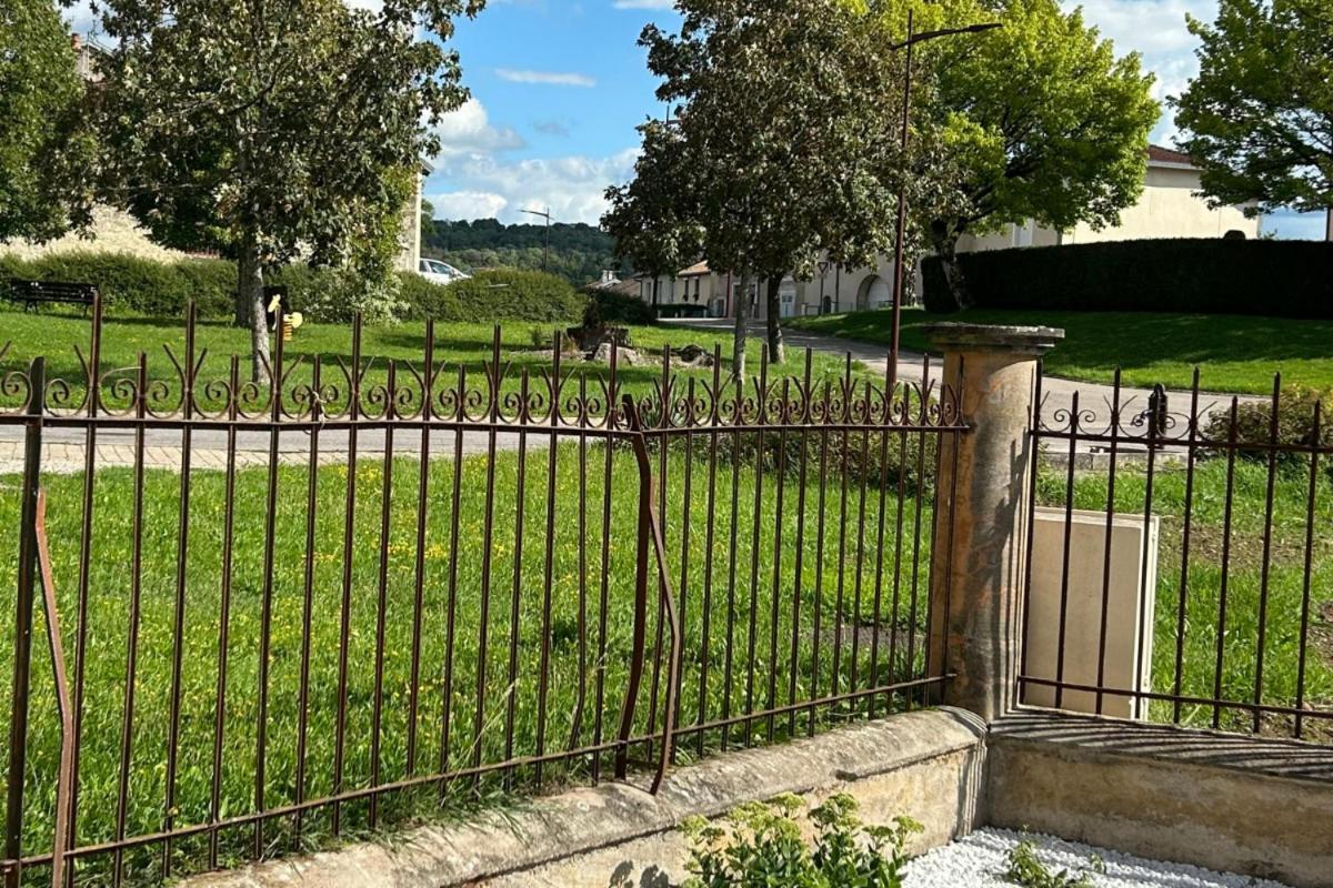 Pmr, En Pleine Nature Et Proche Des Thermes De Vittel Et Contrexeville * Remoncourt